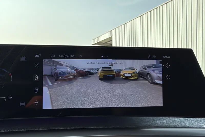 Image secondaire du véhicule 23