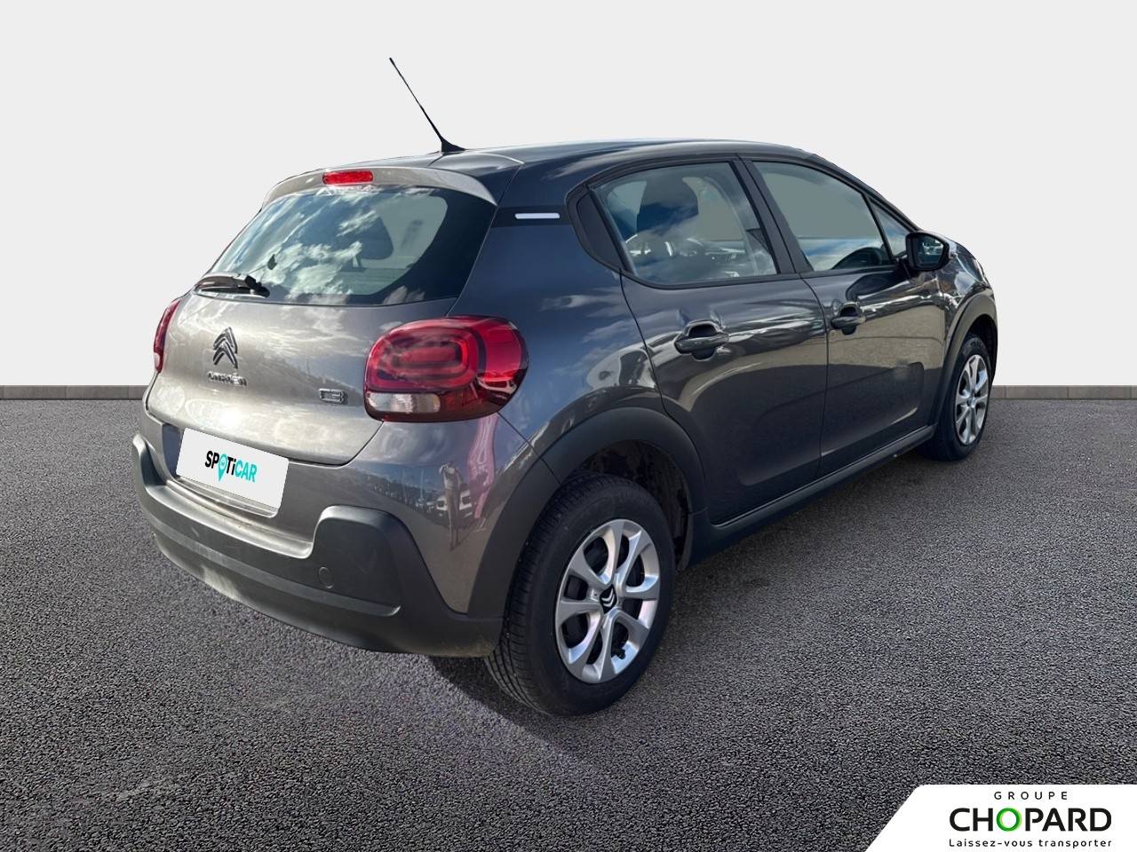 Image secondaire du véhicule 4