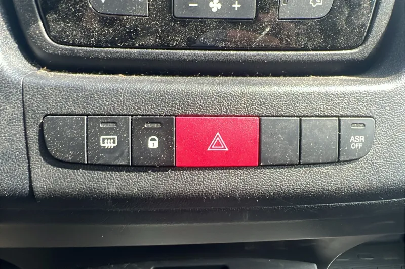 Image secondaire du véhicule 22