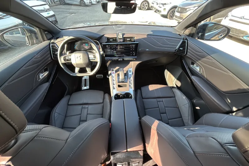 Image secondaire du véhicule 31