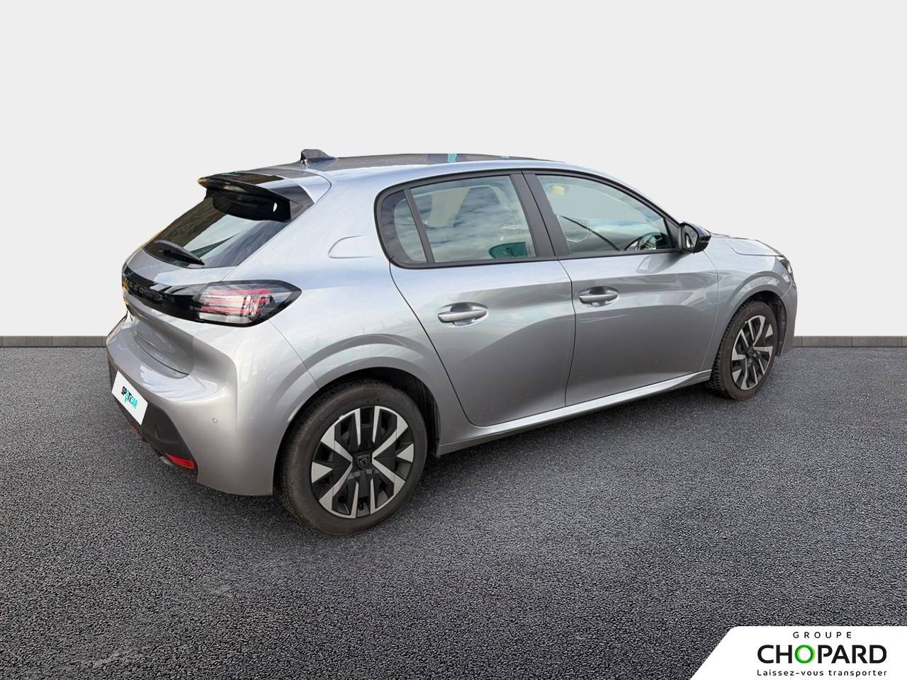 Image secondaire du véhicule 4