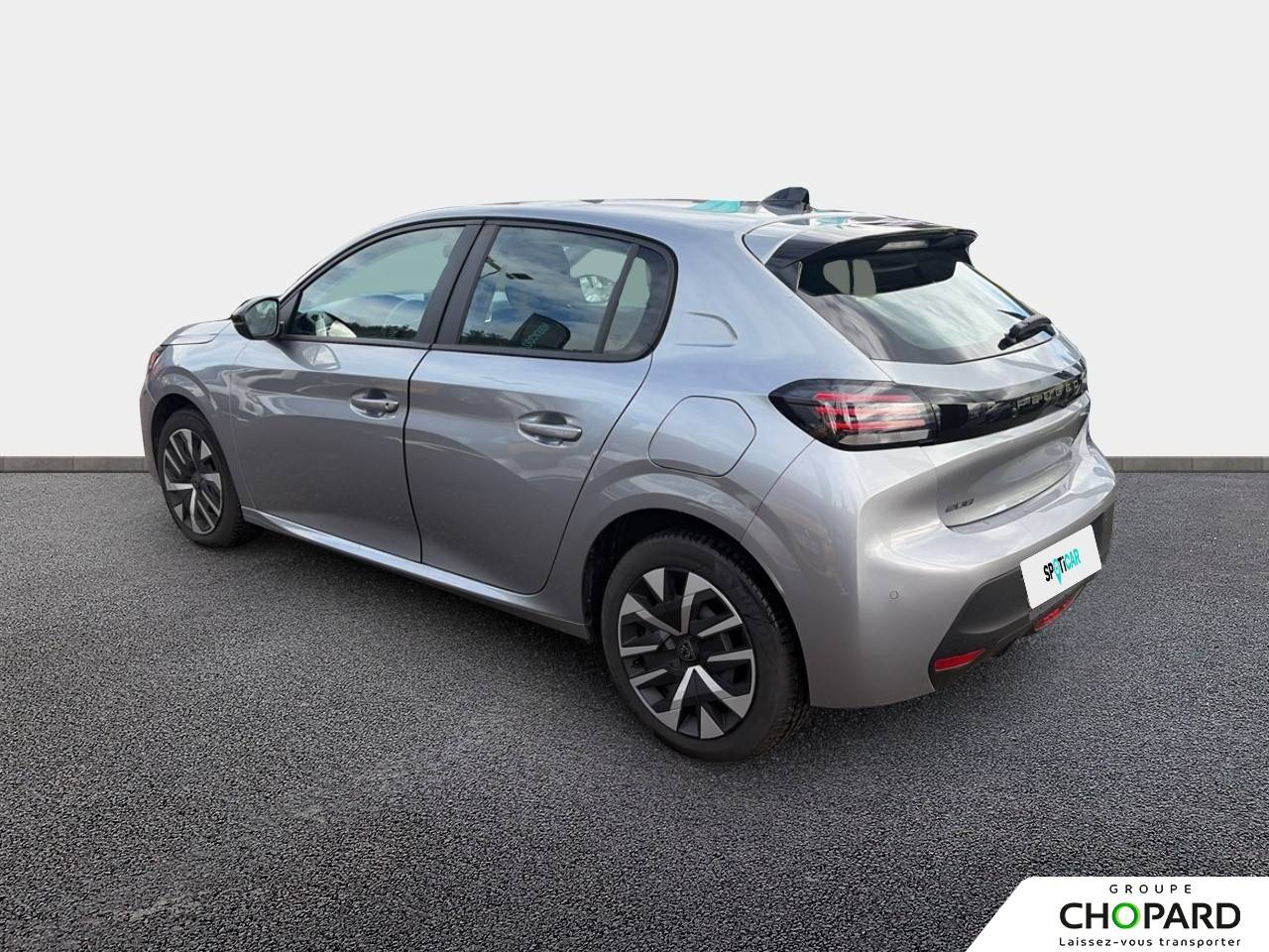 Image secondaire du véhicule 8