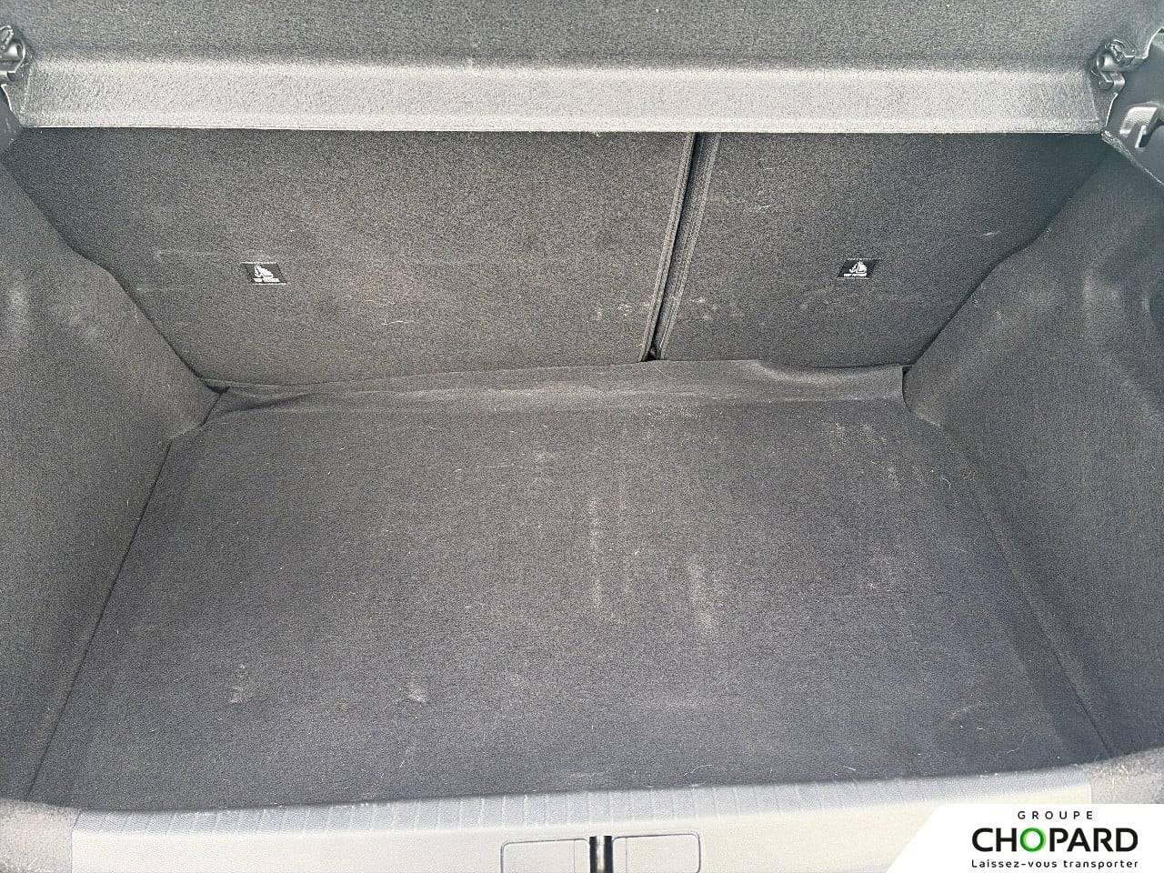 Image secondaire du véhicule 9