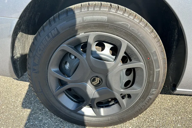 Image secondaire du véhicule 15