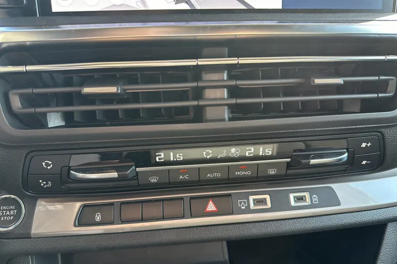 Image secondaire du véhicule 29