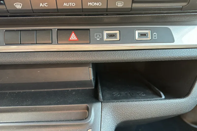 Image secondaire du véhicule 30