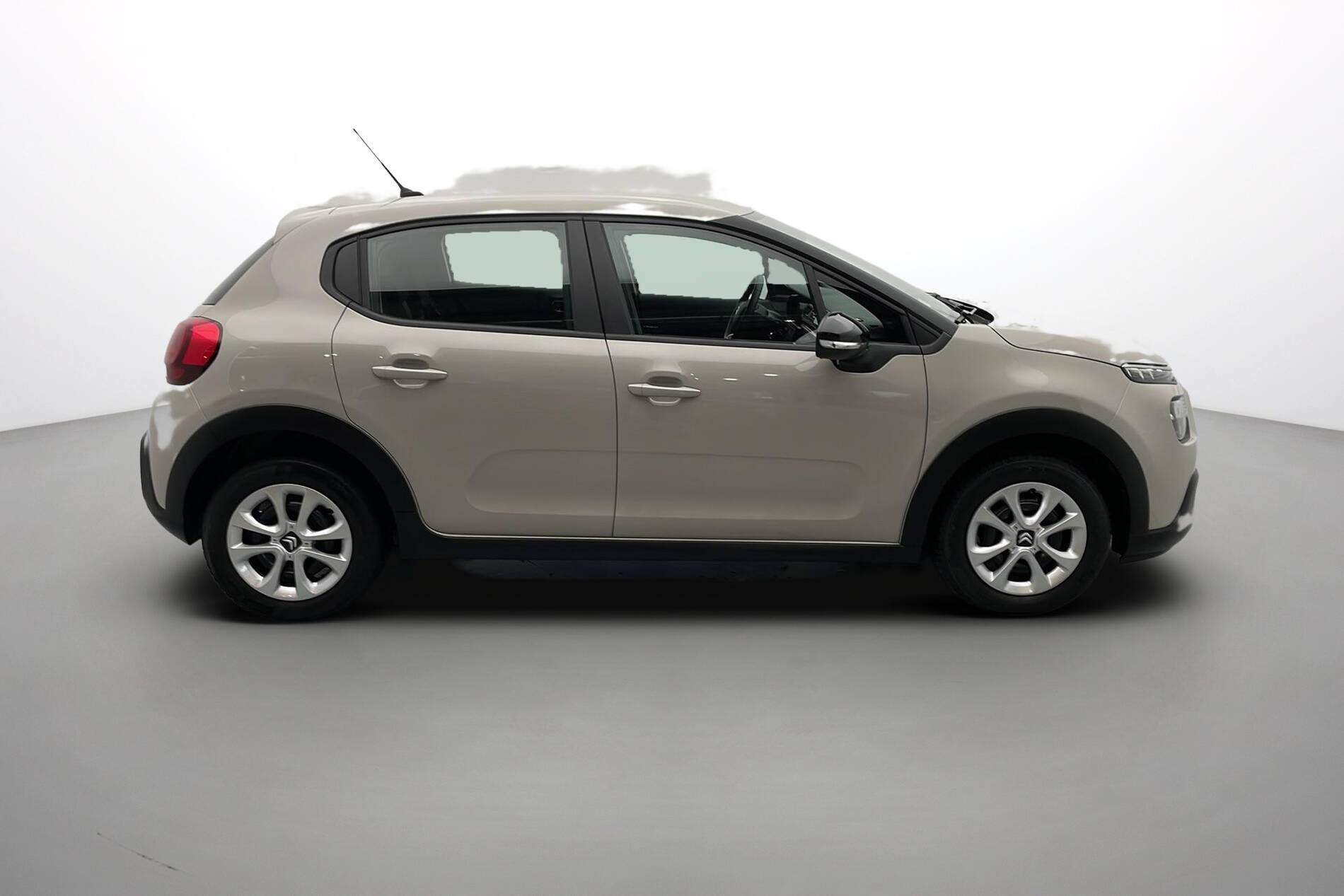 Image secondaire du véhicule 8