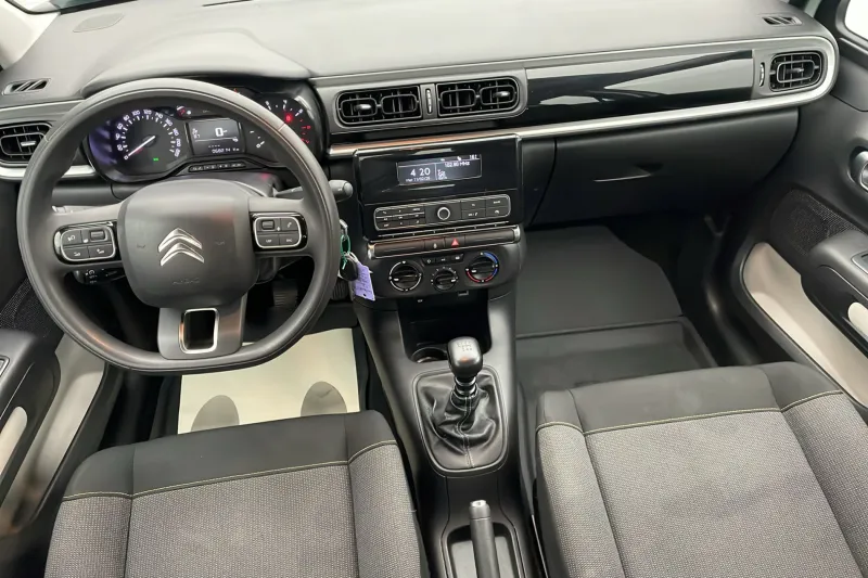 Image secondaire du véhicule 10