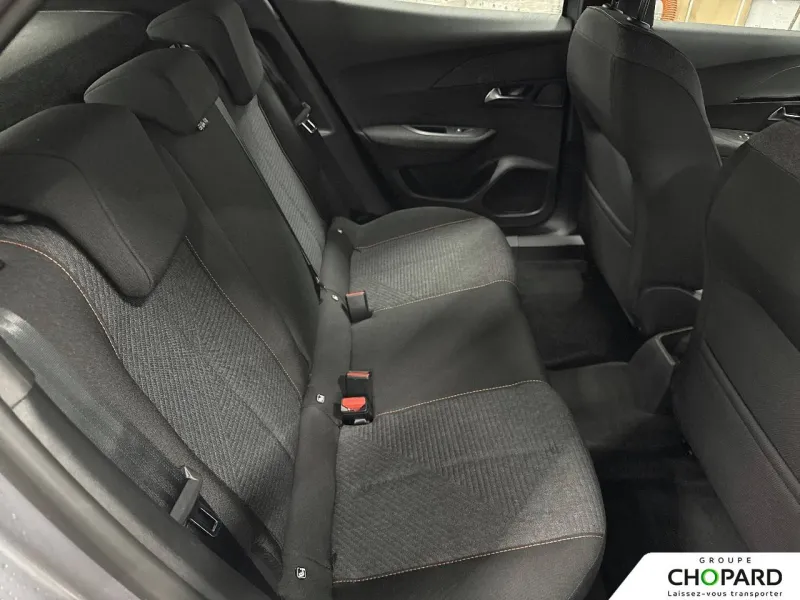 Image secondaire du véhicule 12