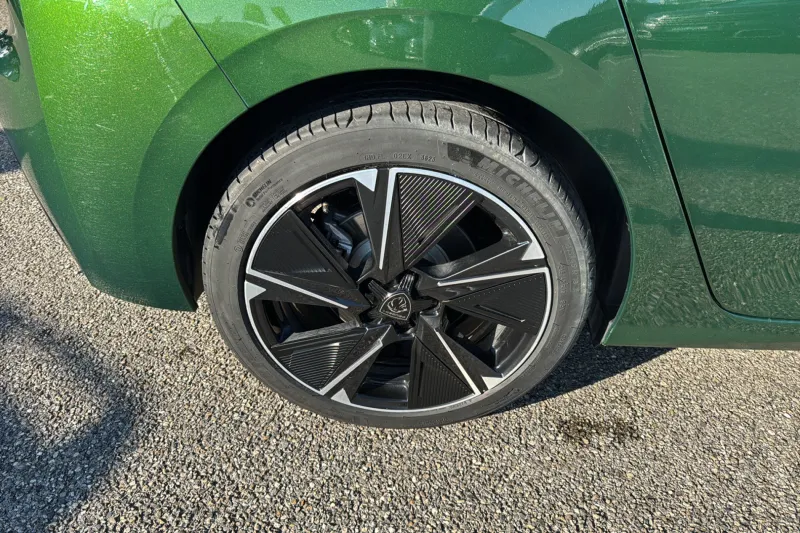 Image secondaire du véhicule 16