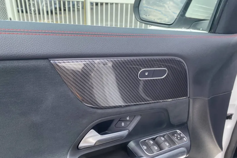 Image secondaire du véhicule 19