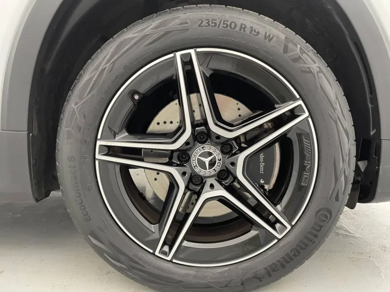 Image secondaire du véhicule 14