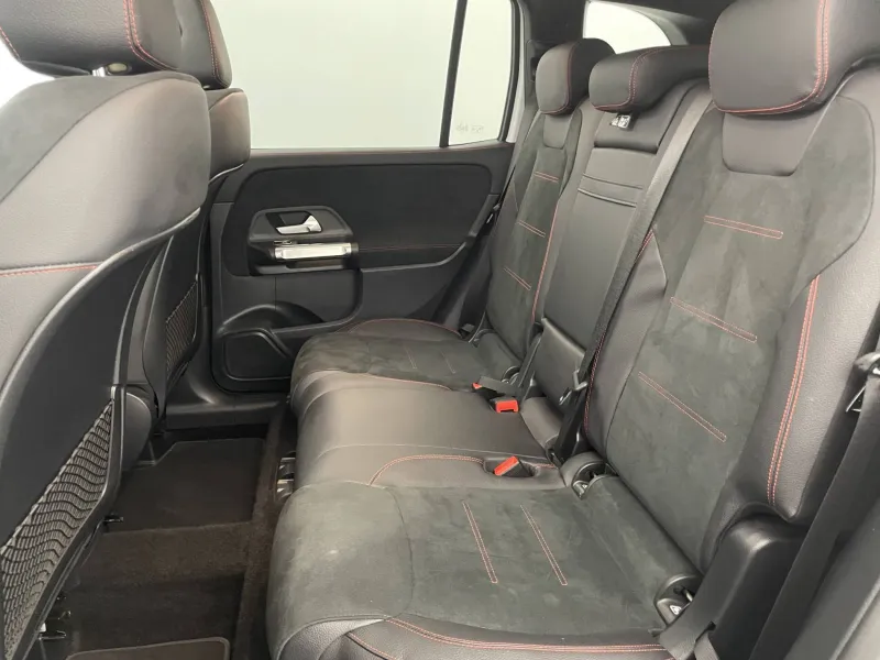 Image secondaire du véhicule 17