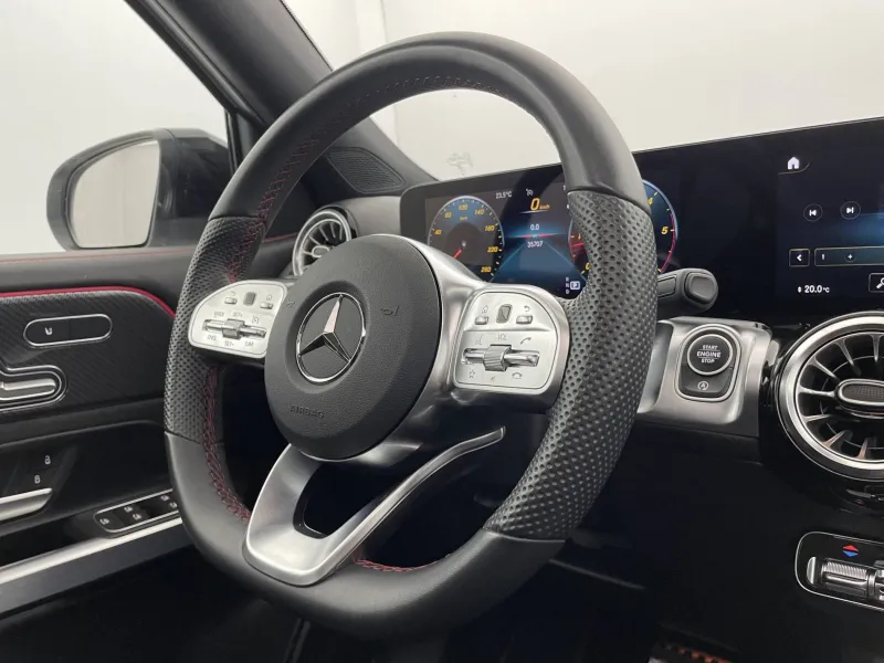 Image secondaire du véhicule 25