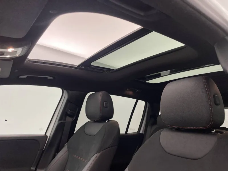 Image secondaire du véhicule 37