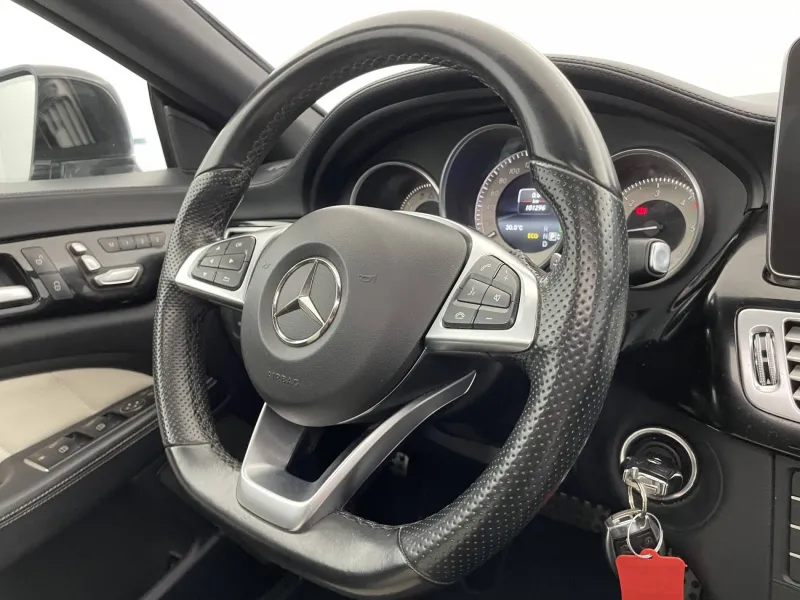 Image secondaire du véhicule 25