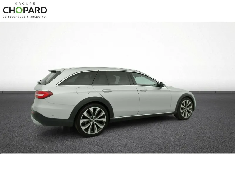 Image secondaire du véhicule 10