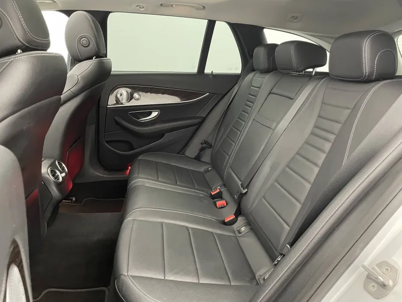 Image secondaire du véhicule 17