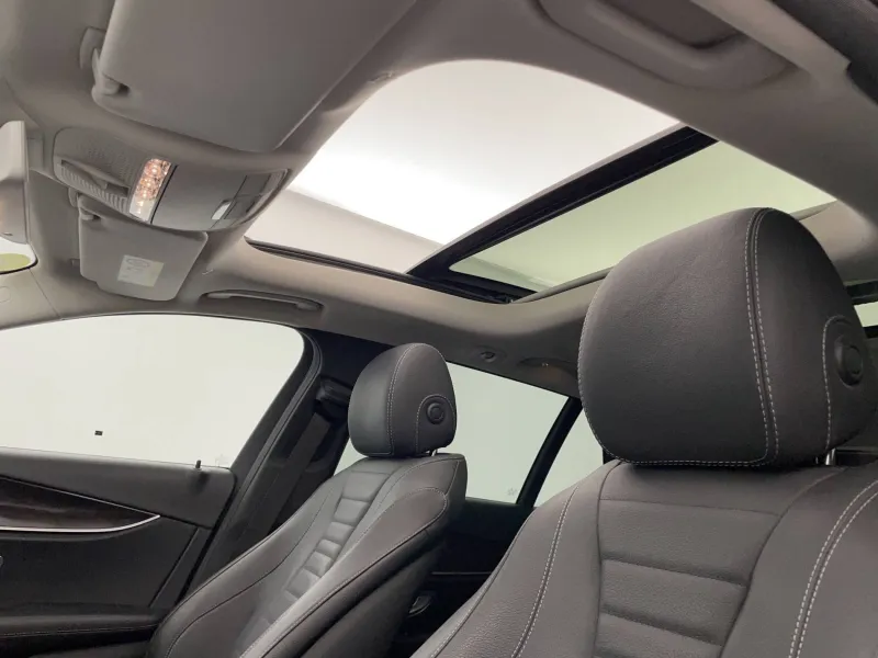 Image secondaire du véhicule 36