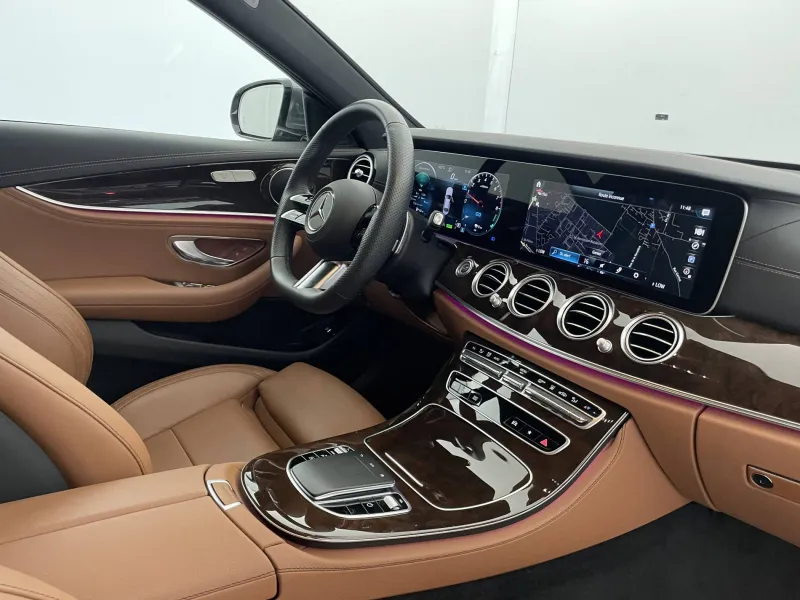 Image secondaire du véhicule 32