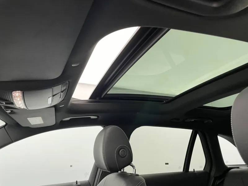 Image secondaire du véhicule 25