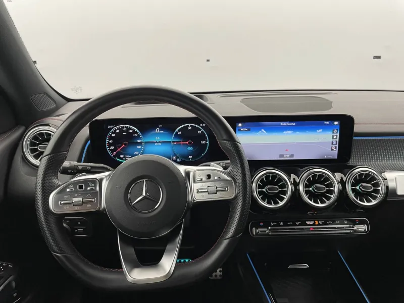 Image secondaire du véhicule 23