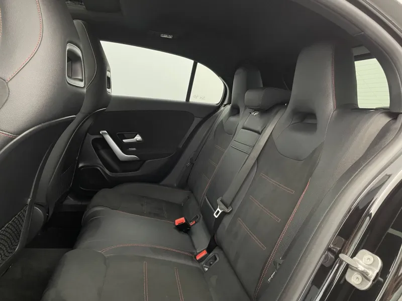 Image secondaire du véhicule 17