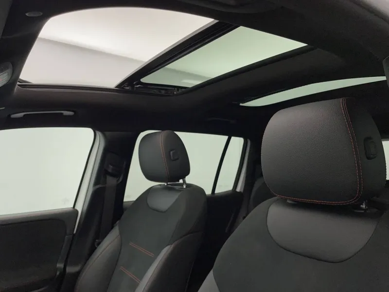 Image secondaire du véhicule 25