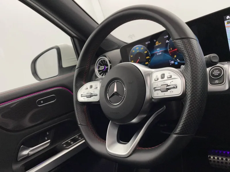 Image secondaire du véhicule 26