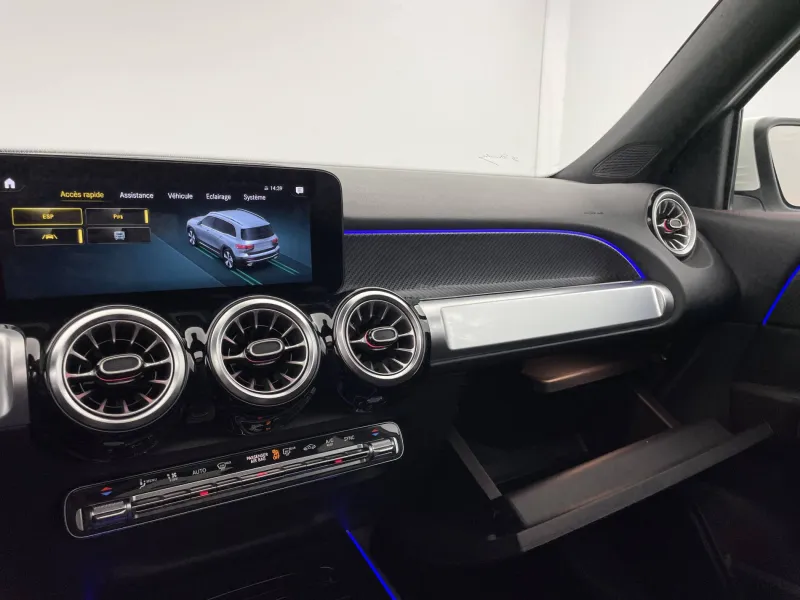 Image secondaire du véhicule 30