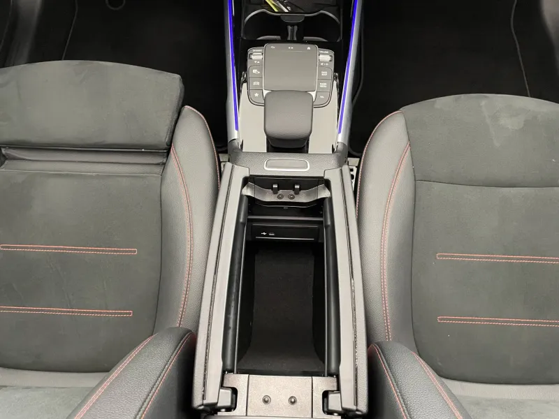 Image secondaire du véhicule 31