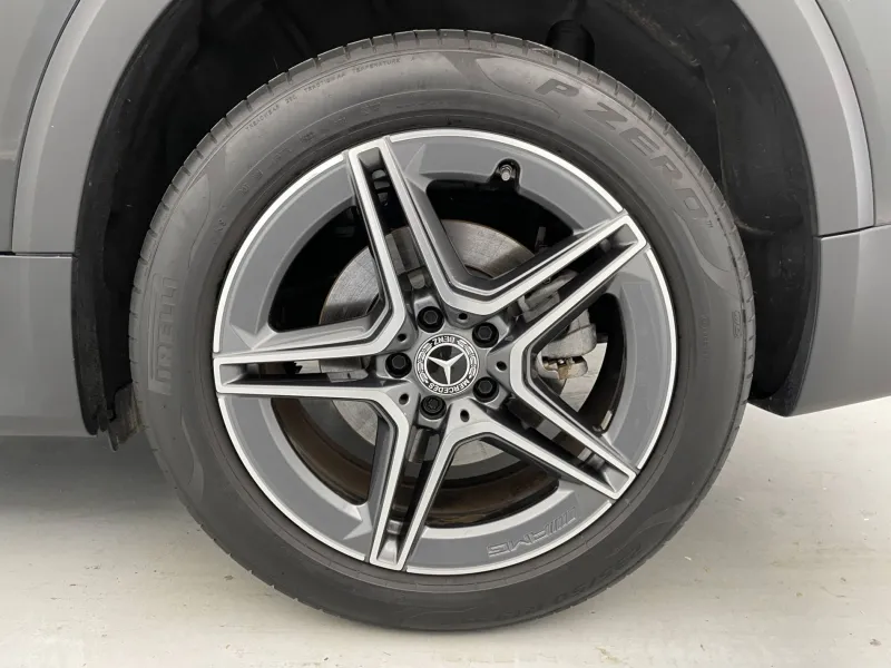 Image secondaire du véhicule 18