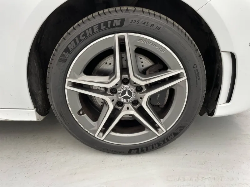 Image secondaire du véhicule 14