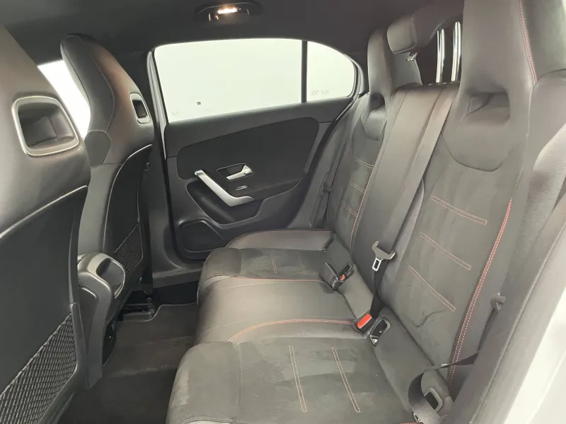 Image secondaire du véhicule 17