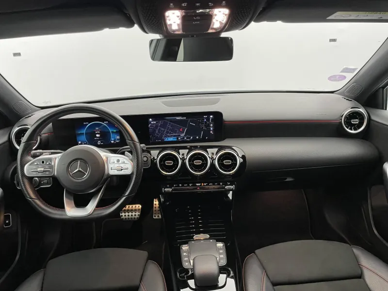 Image secondaire du véhicule 32