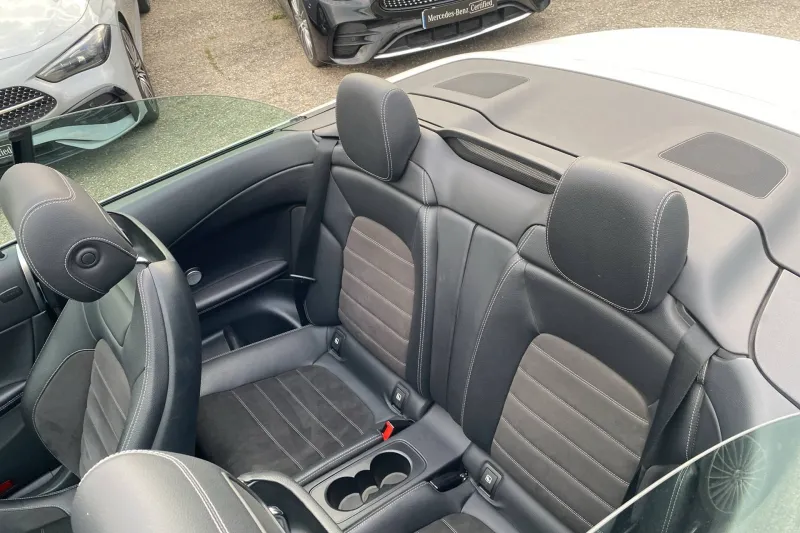 Image secondaire du véhicule 11