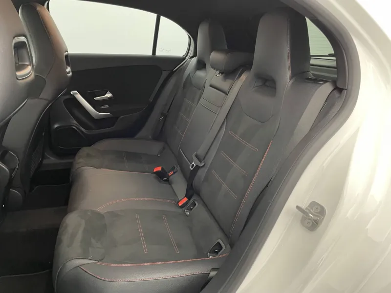 Image secondaire du véhicule 17