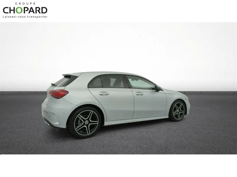 Image secondaire du véhicule 10