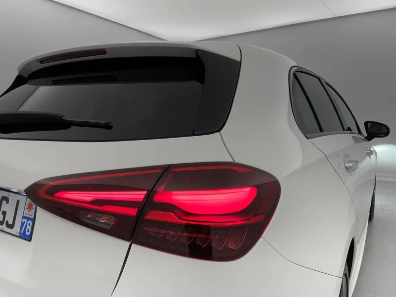 Image secondaire du véhicule 31