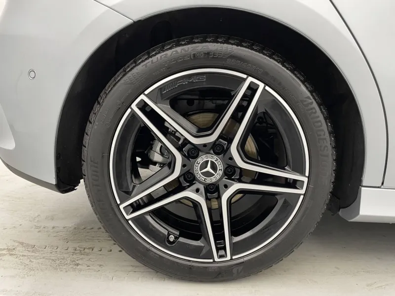 Image secondaire du véhicule 20