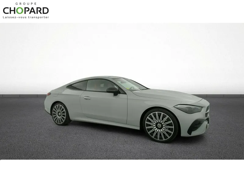 Image secondaire du véhicule 12