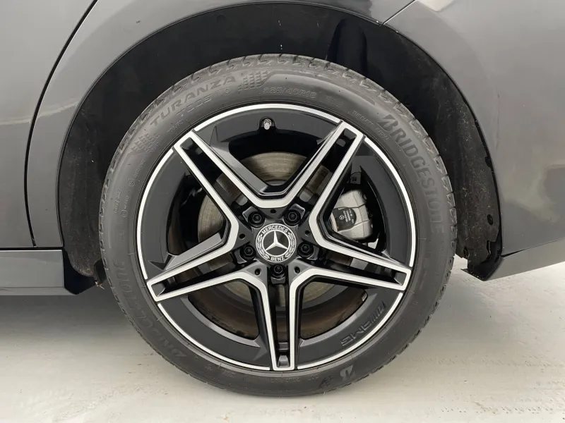 Image secondaire du véhicule 18