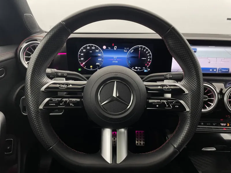 Image secondaire du véhicule 24