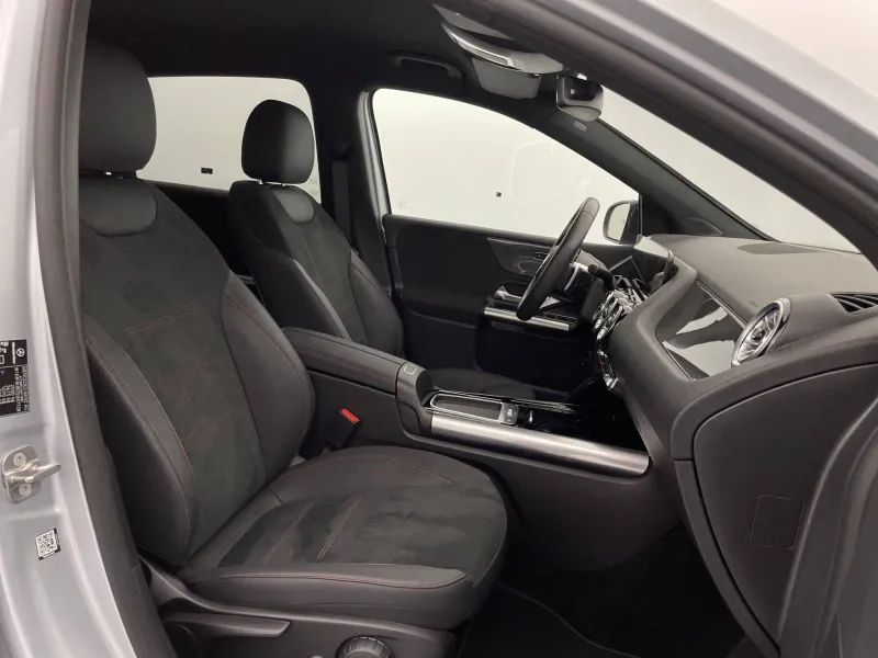 Image secondaire du véhicule 26