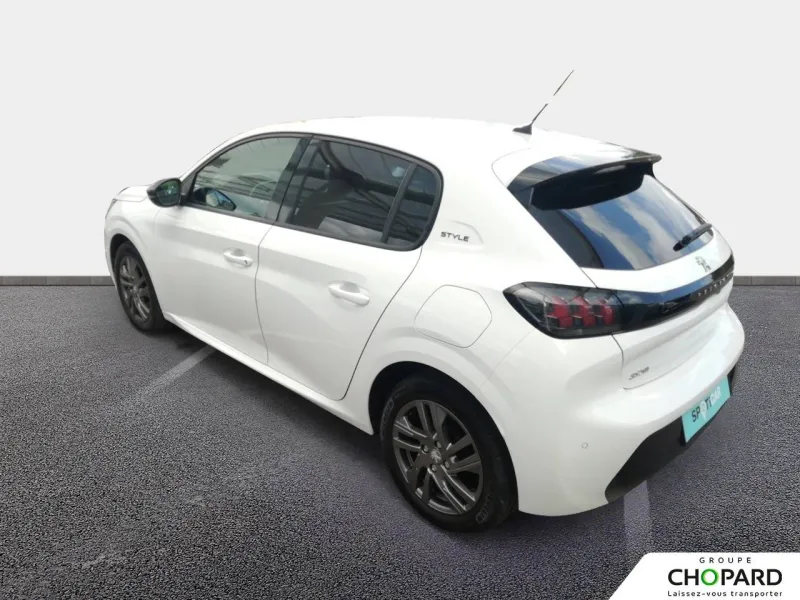 Image secondaire du véhicule 10