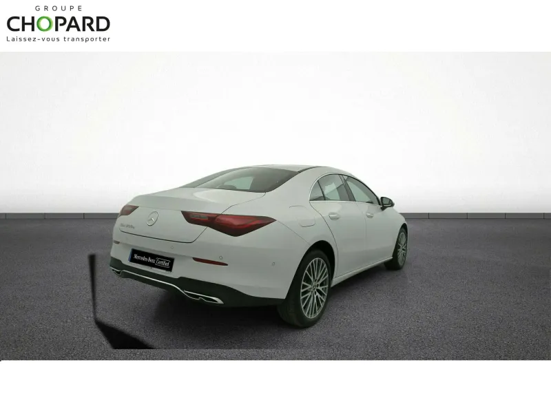 Image secondaire du véhicule 9