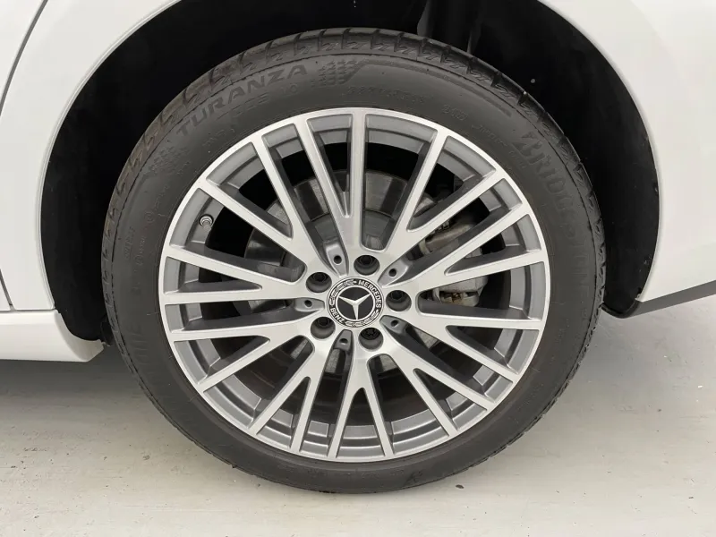 Image secondaire du véhicule 18