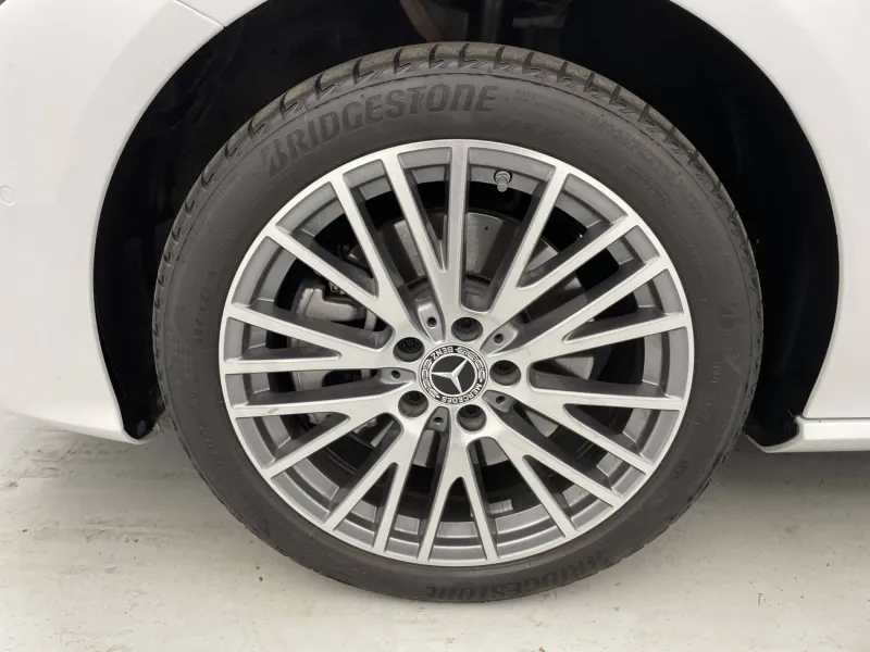 Image secondaire du véhicule 19