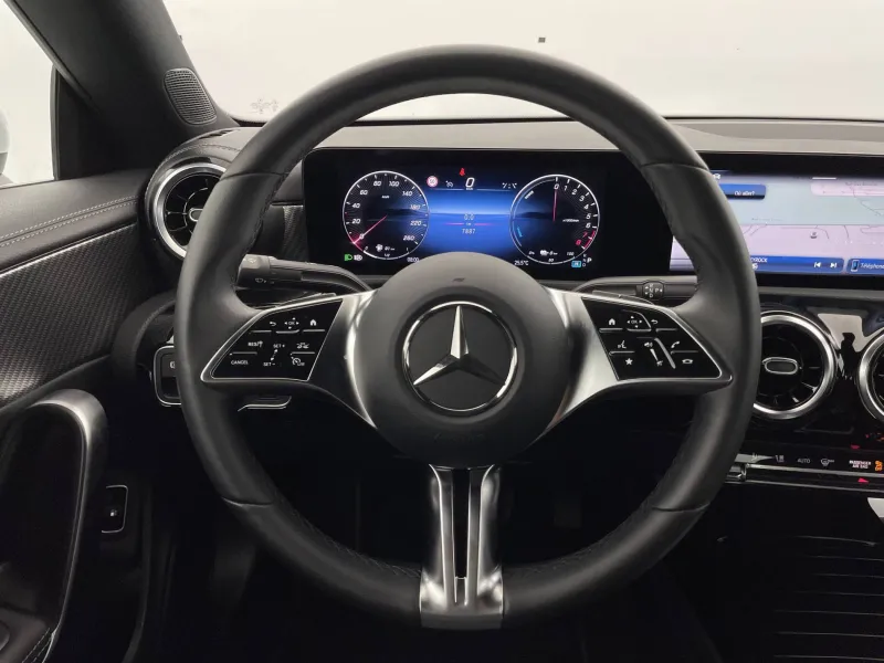 Image secondaire du véhicule 24