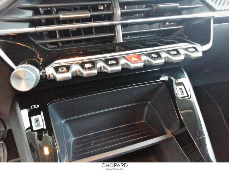 Image secondaire du véhicule 14